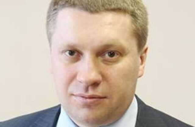Влад Якубовський: Сірий Кардинал за лаштунками корупційних схем знову хоче "нагріти" Міноборони