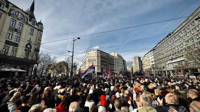 Десятки тисяч людей протестували в Белграді проти великого літієвого проєкту