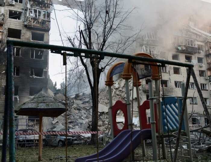 Зеленський: Унаслідок російської атаки вже 15 загиблих і 131 поранений