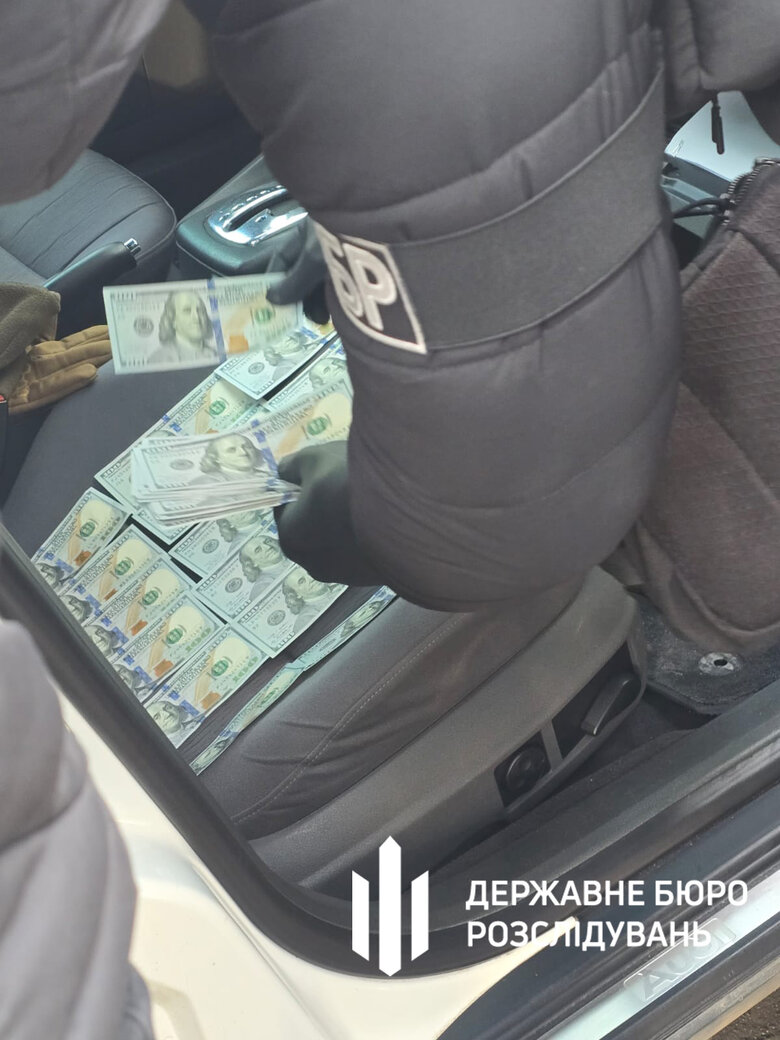 чиновник ВСП помагав ухилянтам